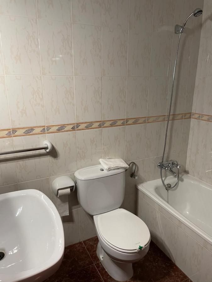 Hostal Parapanda Alomartes Zewnętrze zdjęcie
