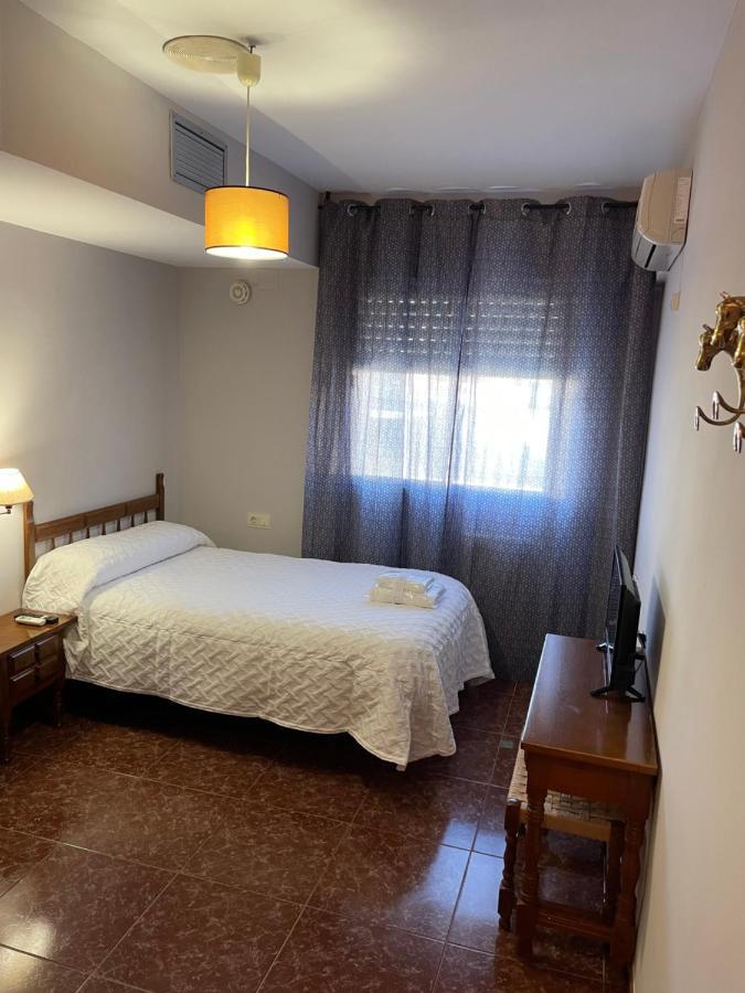 Hostal Parapanda Alomartes Zewnętrze zdjęcie
